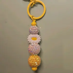 Yellow Daisy Keychain with Sparkling Beads and Yellow Ring for Stylish Accessory