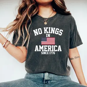 No Kings in America T-Shirt, Pro Democracy Graphic Tee, Patriotic Protest Shirt, Retro Political Statement Shirt, 4th of July Freedom Tee