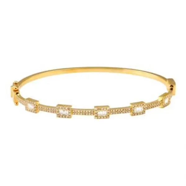 14k Yellow Gold Diamond Bangle - Elegant Design with Yellow Gold Band and Diamond Accents