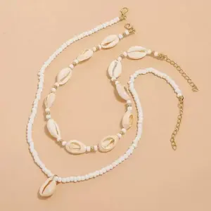 Female Dainty Double-Layer White Bead Shell Choker Necklace, Retro Coastal Cowgirl Style with Long Shell Pendant, Summer Beach Costume Jewelry