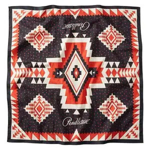 PENDLETON: OVERSIZED FACE COVERING BANDANA