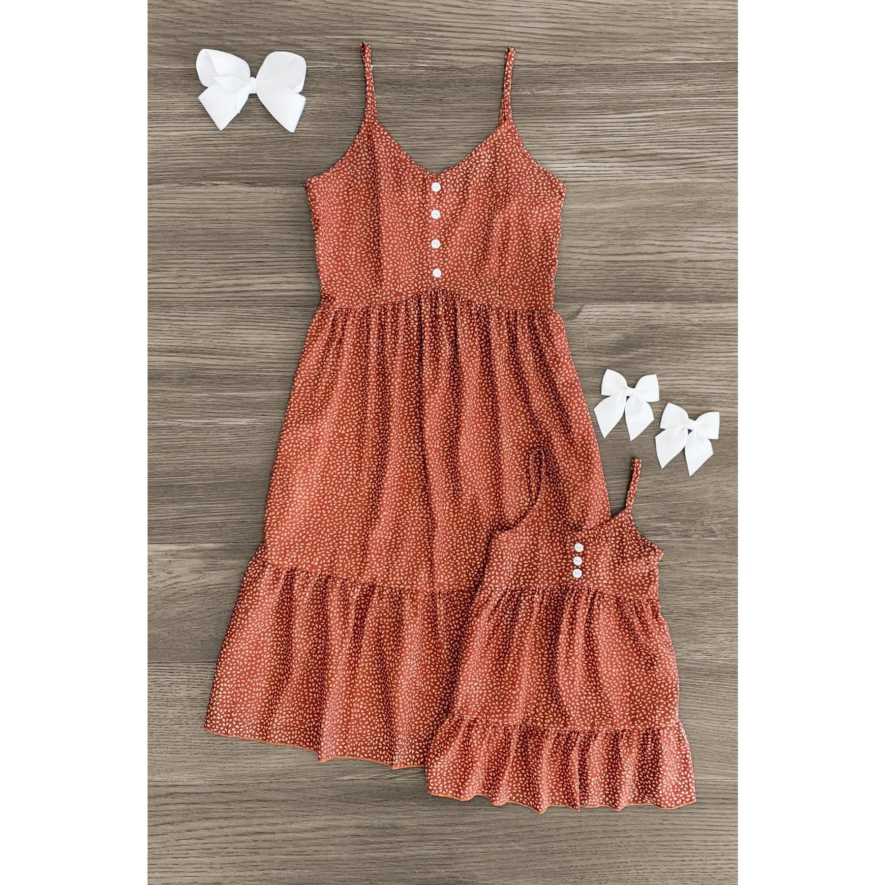 Matching Mom & Me Outfits, Girls' Abstract Spotted Spaghetti-Strap Sleeveless Design, Soft 100% Polyester for Family Photos