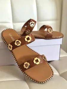 Claudia Sandals