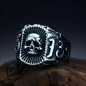 European and American Style Skull Ring, High-end Detail Carving, Domineering Fashion Style, Perfect for Romantic Dates, Giving Your Lover A Show of Affection