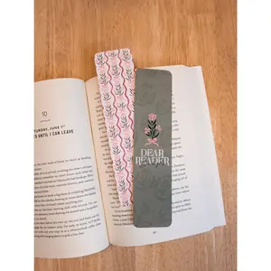 Dear Reader Rosette Bookmark
