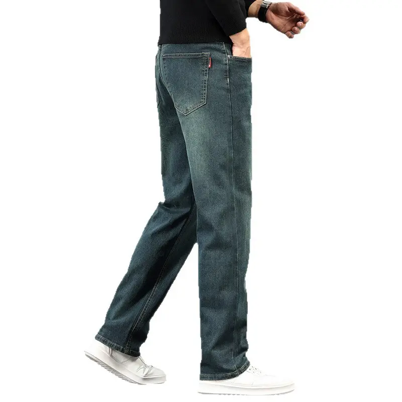 Men's Relaxed Loose-Fitting Fleece-Lined Denim Jeans, Durable Full-Length Straight-Leg Business Casual Pants with Customized Elastic Waist, Breathable Cotton Blend, Tonal Stitching, Pockets