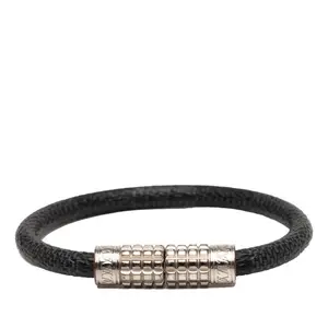 Pre-owned Louis Vuitton  by Rebag