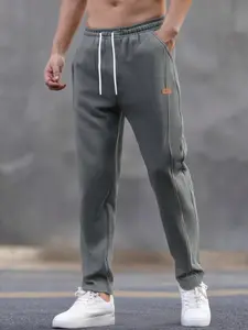 Men's Solid Color Jogger Pants, Regular Fit Casual Comfy Sweatpants for Spring & Fall, Men's Trousers for Daily Wear, Beige
