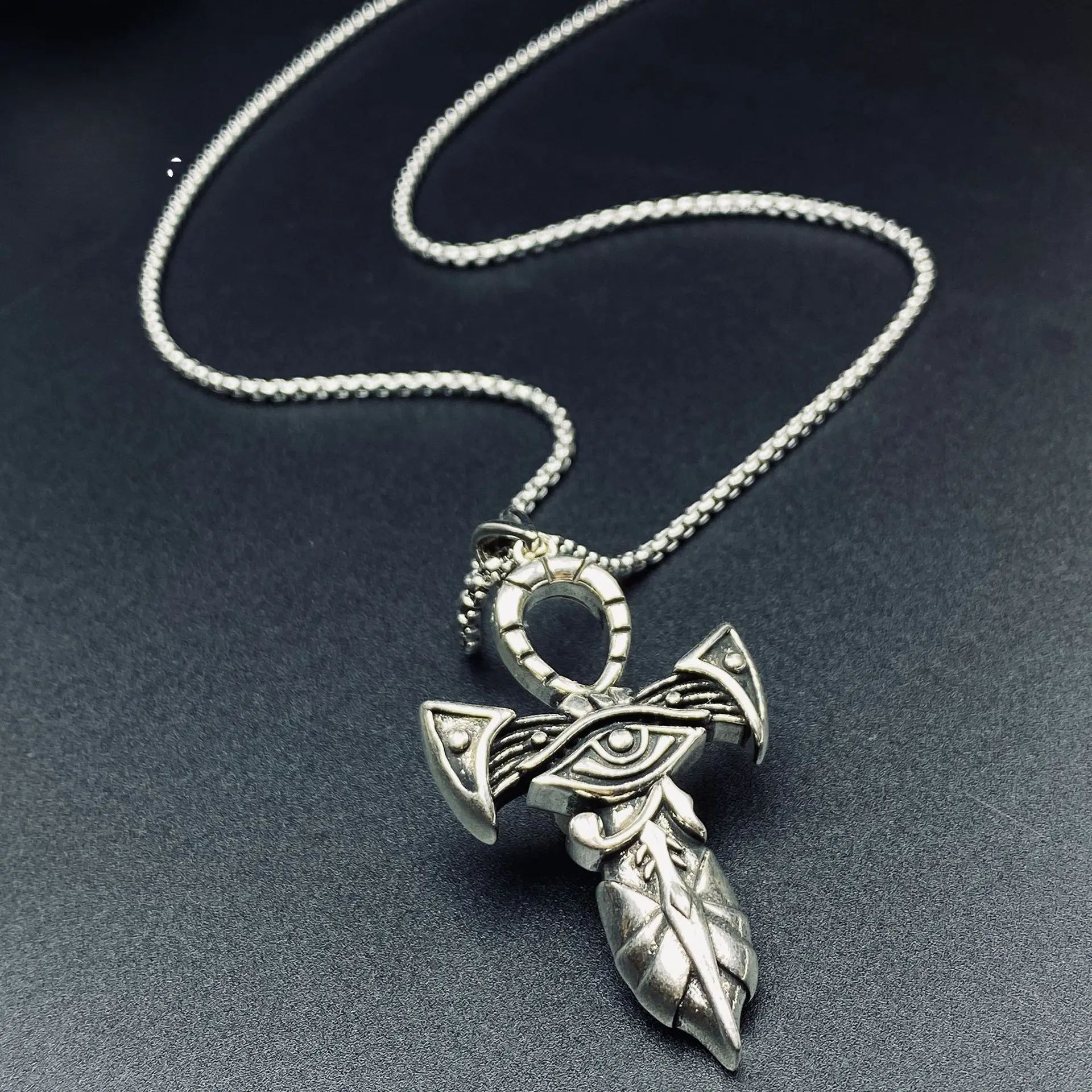 Unisex Vintage Egyptian Ankh Cross Copper Chain Necklace with Eye of Horus Pendant & Matching Keychain - Ancient Charm Fashion Costume Jewelry, Valentine’s Day Birthday Gift for Female, Male