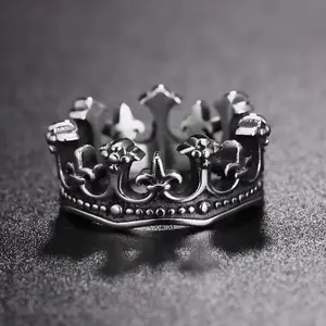 New Classic Retro Crown King Ring Men Fashion Punk Simple Biker Ring Couple Jewelry Gifts