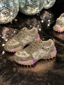 2026 Must-Have! European Station Rhinestone Dad Shoes, Durian Anti-Slip Sole, Mesh Breathable Sport Sneakers, Comfortable Casual Footwear