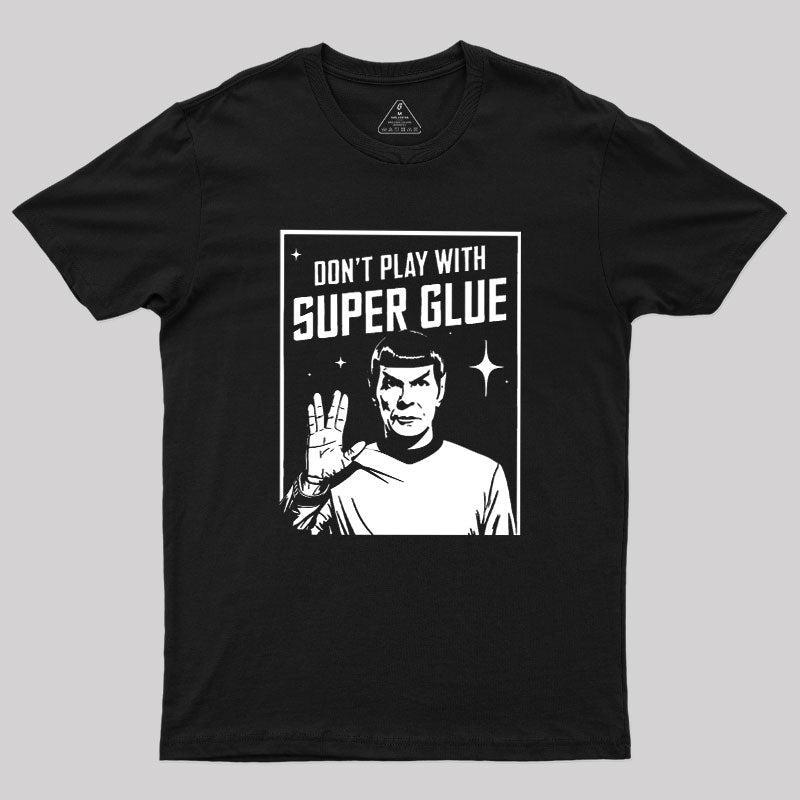 GEEKSOUTFIT Men's Cotton Casual Short-Sleeve Crew Neck Graphic T-Shirt - Funny "Don't Play With Superglue" Geek Print Top, Normal Type All-Season Menswear Super Glue Warning Tee