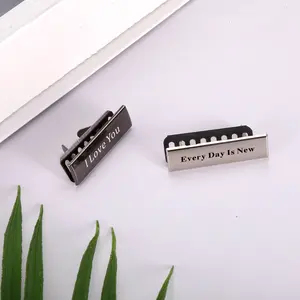2 Pcs Handmade Metal Labels Crochet Tags for Handmade Items with Shim Rectangle Alloy Tags Multi-Purpose Hand Made Labels Sewing Items Crafts for DIY Gift Purses Bags Shoes Accessories