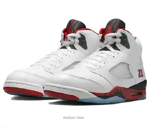 retro basketball shoes for men White and red retro anti-slip and wear-resistant