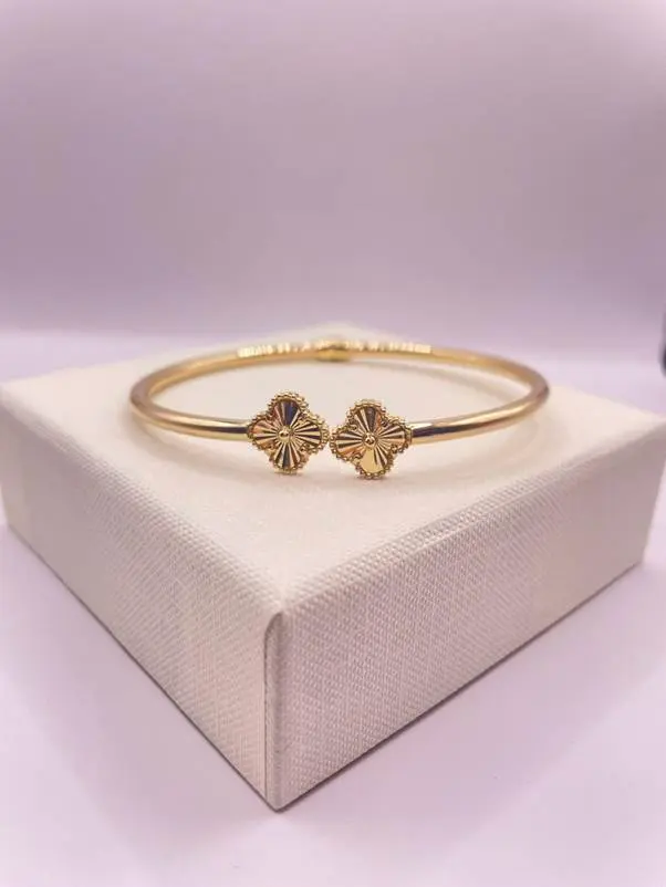 18K Gold Clover Bracelet