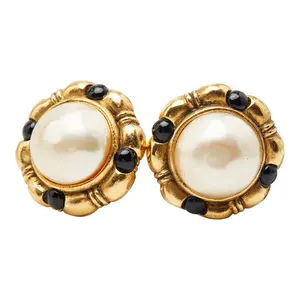 Pre-owned CHANEL Stainless Small Leather Goods Pearl Earrings