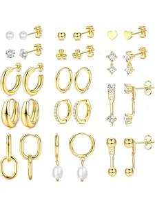 14 Pairs Hypoallergenic Gold Stud Earrings for Women Lightweight Small 14K Gold-plated Chunky Huggie Hoop Surgical Stainless Steel Stud Earrings Exquisite Cartilage Earrings Stack for Women Jewelry Gifts Earrings Set