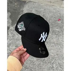 New Era 9FORTY New York Yankees Snapback Cap – Adjustable Fit, Iconic NY Embroidery, Flat Visor, Modern Urban Streetwear Baseball Hat