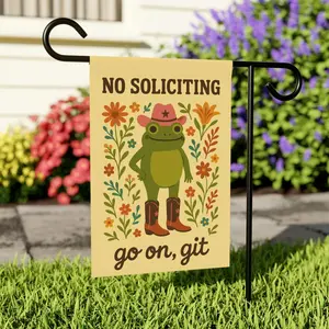 Funny No Soliciting Garden Flag, No Soliciting Yard Sign, Go Away Flag, Funny Yard Flag, Frog Garden Sign, No Solicitors Sign, Go On Git(Pole, Hooks, Or Fasteners Are Not Included)