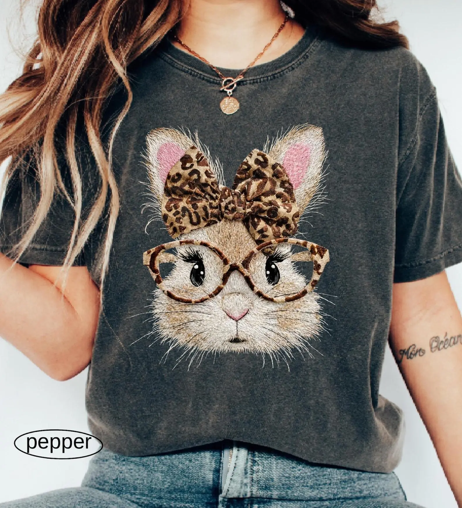 Retro Happy Easter Bunny T-Shirt, Coquette Leopard Bunny Graphic Tee, Spring Shirt for Women, Cute Easter Outfit Top, Trendy Holiday Gift