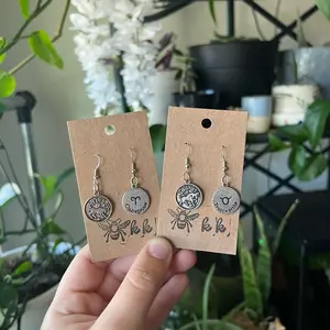 Double Sided Zodiac Sign Trait Earrings