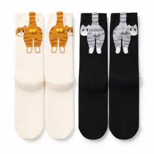 Cute Cat Print Crew Socks, Casual Athletic Socks for Women, Soft Cotton Mid-Calf Socks for Daily Wear & Lounging