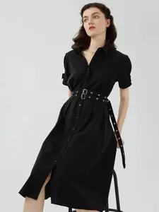 Elegant and sophisticated dress with a feminine design, comes with a belt as a gift