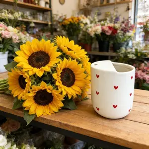 Ceramic Straw Coffee Mug, Simple and Fresh Style, Unique Hand-Painted Portable Ceramic Cup, Heat Resistant, Microwave & Dishwasher Safe, Ceramic Cup with Sip Lid, Travel Water Cup, Ideal Gift for Valentine's Day