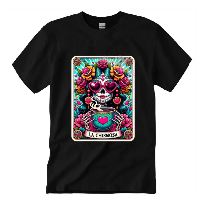 La chismosa Tarot card T-shirt