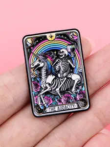 Rainbow Skull Enamel Pin, Trendy Badge, Horror Style, Halloween Perfect Choice, Decorative Backpack Clothing Hat Accessory, Fashion Accessory