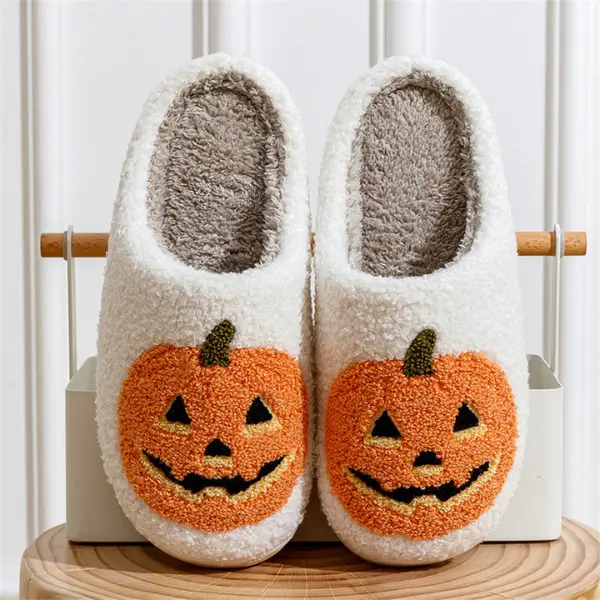 Vintage Cute Pumpkin Halloween Slippers, Cozy Indoor & Outdoor Slippers, Spooky Season Party Gift, Non-Slip House Slippers