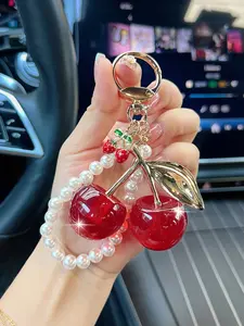 Women's Pearl Chain Sparkle Cherry Fashion Car Keychain, Creative Bag Decoration Charm, Stylish Key Ring Gift Choice, All Seasons