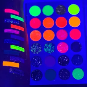 Neon UV GLOW palette