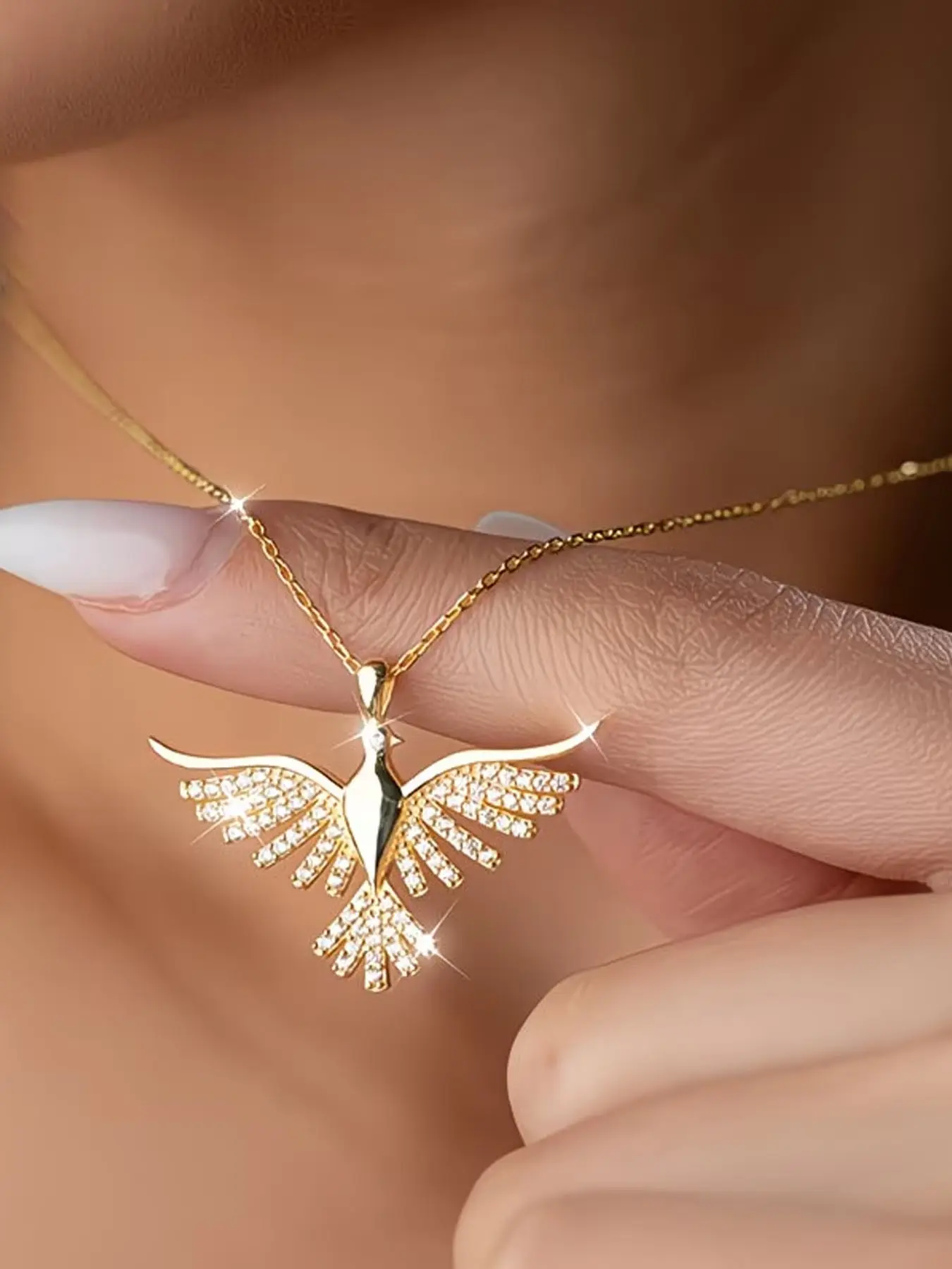 1pc Luxurious Phoenix Unique Design Pendant Necklace,Phoenix Sparkling Cubic Synthetic Necklace | Hypoallergenic, Elegant, Unisex, Suitable For Daily Wear, Parties, Travel, Featuring Sparkling Synthetic Zirconia, Ideal For Gifting