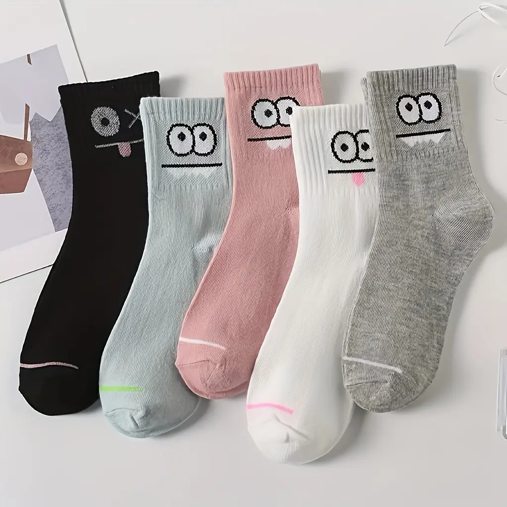5 pairs of fun face print socks, comfortable casual mid-calf socks, women's long and short socks