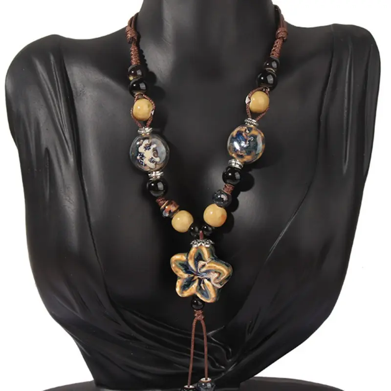 Vintage Sweater Chain for Women, Long Ceramic Necklace, Bohemian Flower Necklace, Stylish Handmade Flower Tassel Pendant, Trendy Yunnan Craft Jewelry, Boho Style Jewelry, Casual Style Necklaces, Accessory Necklace, Trendy Fashionable Accessories
