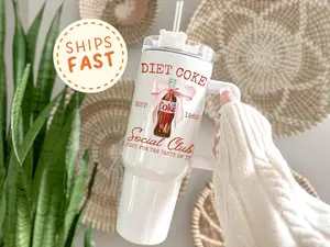 Diet Coke EST 1982 Social Club Tumbler 40oz With Handle And Straw, Just For The Taste Of It Flasks, Sugar-Free Diet Soft Drinkware, Feminine Travel Insulated Stainless Steel Mug, Fashionable Gift For People With Diabetes, People Who Want To Lose Weight