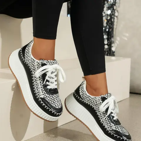 Women's Fashionable Patchwork Lace Up Low Top Athletic Sneakers, Trendy Trainers, Walking Shoes, Casual Comfortable Sports Shoes for Daily Wear, Female All-match Round Toe Shoes for Fall & Winter, Casual Athletic Footwear