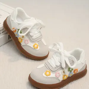 New Girls Casual Comfortable Sports Shoes, Stylish Embroidered Sneakers for Outings and School, Trendy Footwear for Kids, Casual Trainer Shoes