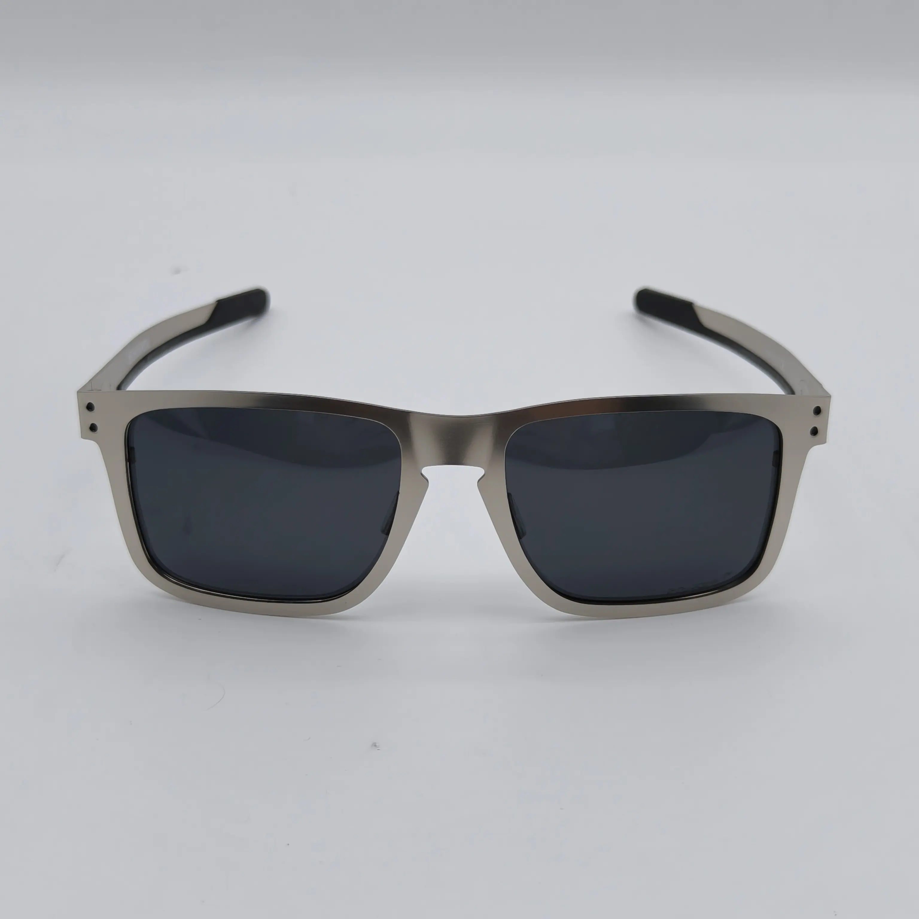 Holbrook-C4-Silvery Frame / Black lens