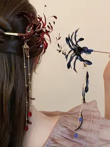 Elegant Floral Hairpin with Oil-Dripping Tassels, Traditional Style Hair Accessory, Perfect for Special Occasions and Daily Wear, Flower Hair Clips