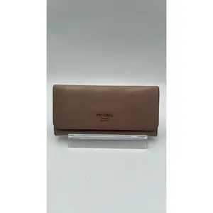 Pre-owned PRADA Leather Luxury Bags & Accessories Milano Continental Flap Wallet, Pink Date Code: 236W. Entrupy ID: X8GDHGV.