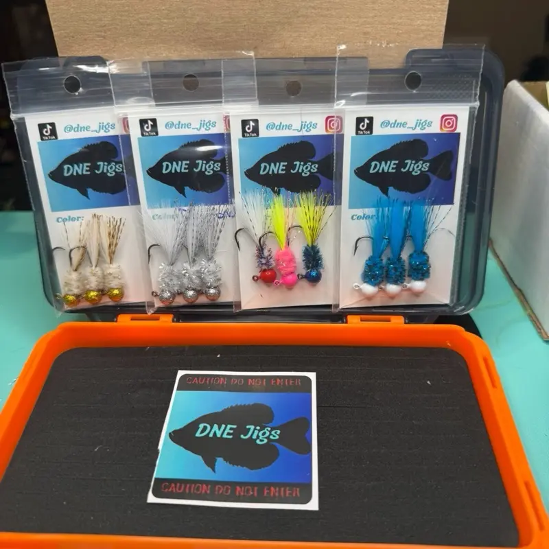 3 dozen jigs + jig box 3 dozen jigs + jig box