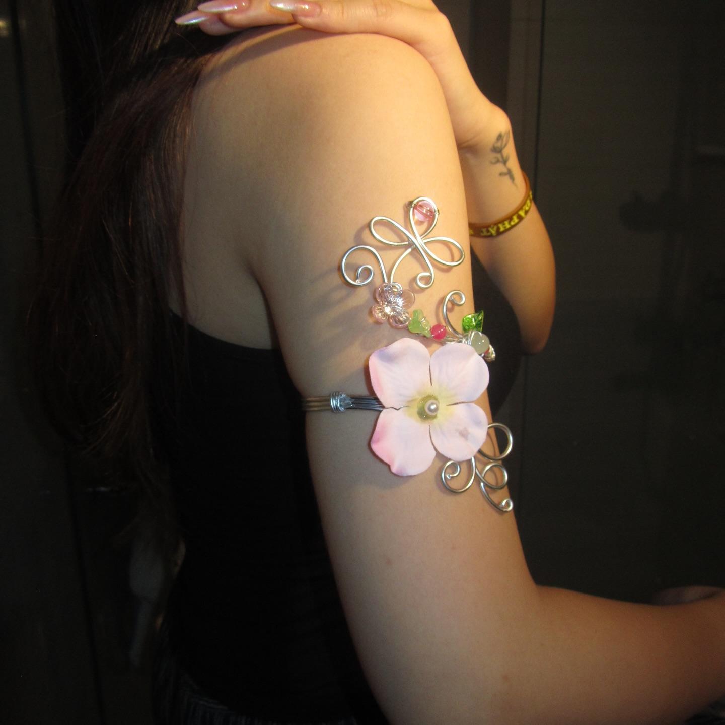 Asthetic Summer Blooming Floral Arm Cuff – Handmade Butterfly Jewelry - Lightweight Summer Accessory