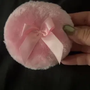 Large Fluffy Powder Puff, Beauty Puff, 4 Inch Ultra Soft Washable Reusable Velvet Face Body Loose Powder Puff Wet Dry Makeup Tool