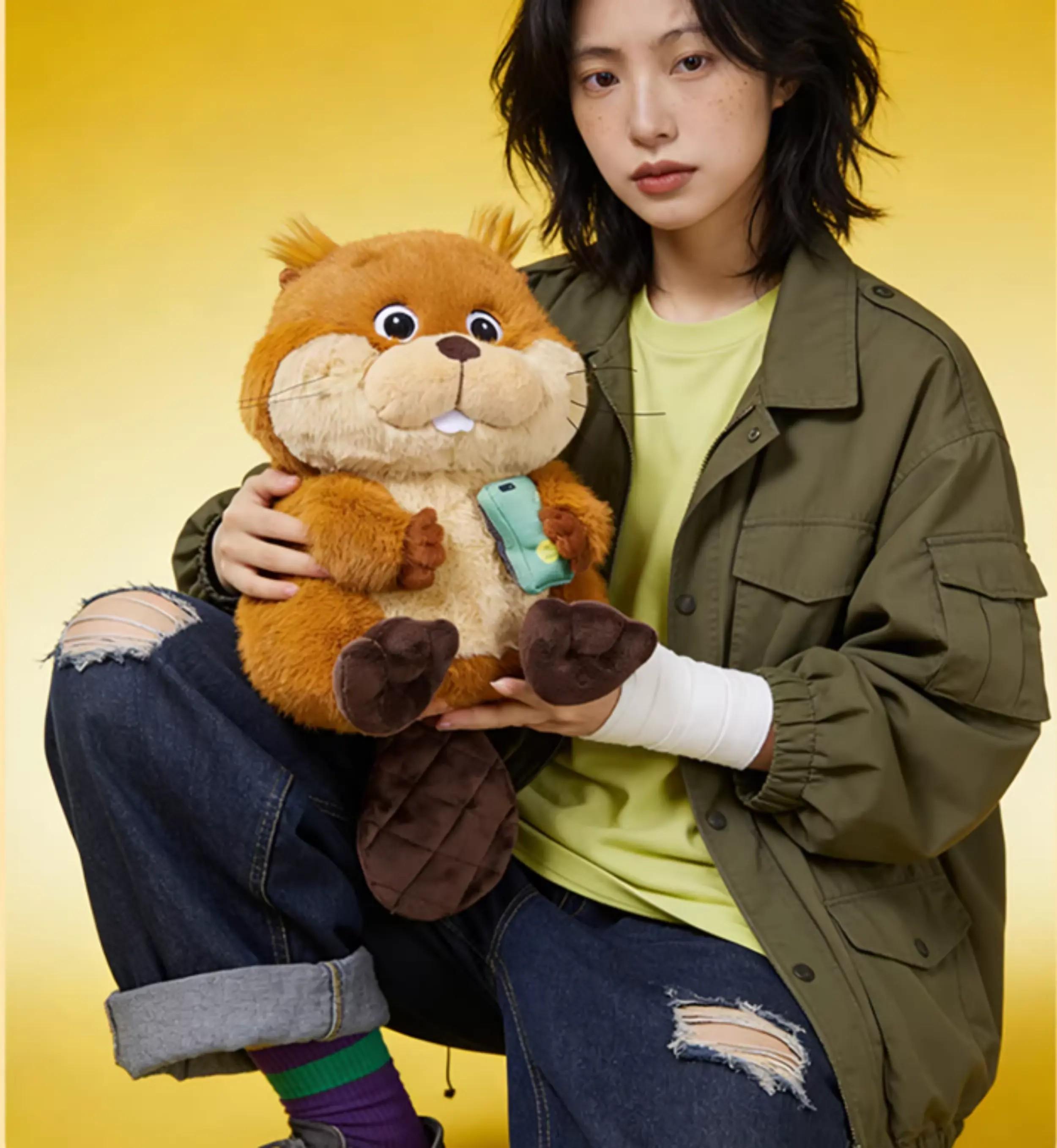 Disney Pixar Hoppers Plush Doll - Mabel & King George with Tiny Smartphone & Mini Crown, Viral Collectible Stuffed Toy, Holiday/Birthday Gift for Disney Fans Disney Pixar Hoppers Plush Doll - Mabel & King George with Tiny Smartphone & Mini Crown, Viral Collectible Stuffed Toy, Holiday/Birthday Gift for Disney Fans