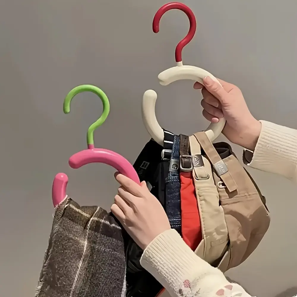 3pcs Dopamine, Ankara red, milky white 360 rotating clothes rack-durable plastic, ideal for hanging scarves, hats, shirts, bags, etc. Rotatable Clothes Hanger, Multifunctional Clothes Hanger Clothes Hanger Organizers Plastic Hangers