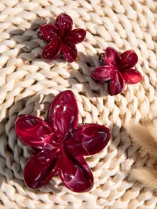 3-Pack Pearl Hair Clips, Plumeria Flower Design for Women, Lightweight hair claws set for Wedding, Vacation & Valentine's Day Gift