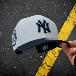 New Era NY Yankees Gray 9FORTY Iconic MLB Team Logo Baseball Cap Premium Urban Fashion Headwear for Men and Women