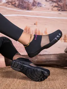 Breathable Wide-Toe Barefoot Shoes, Unisex Non-Slip Minimalist Design, All-Season Comfort, Ideal for Outdoor Activities